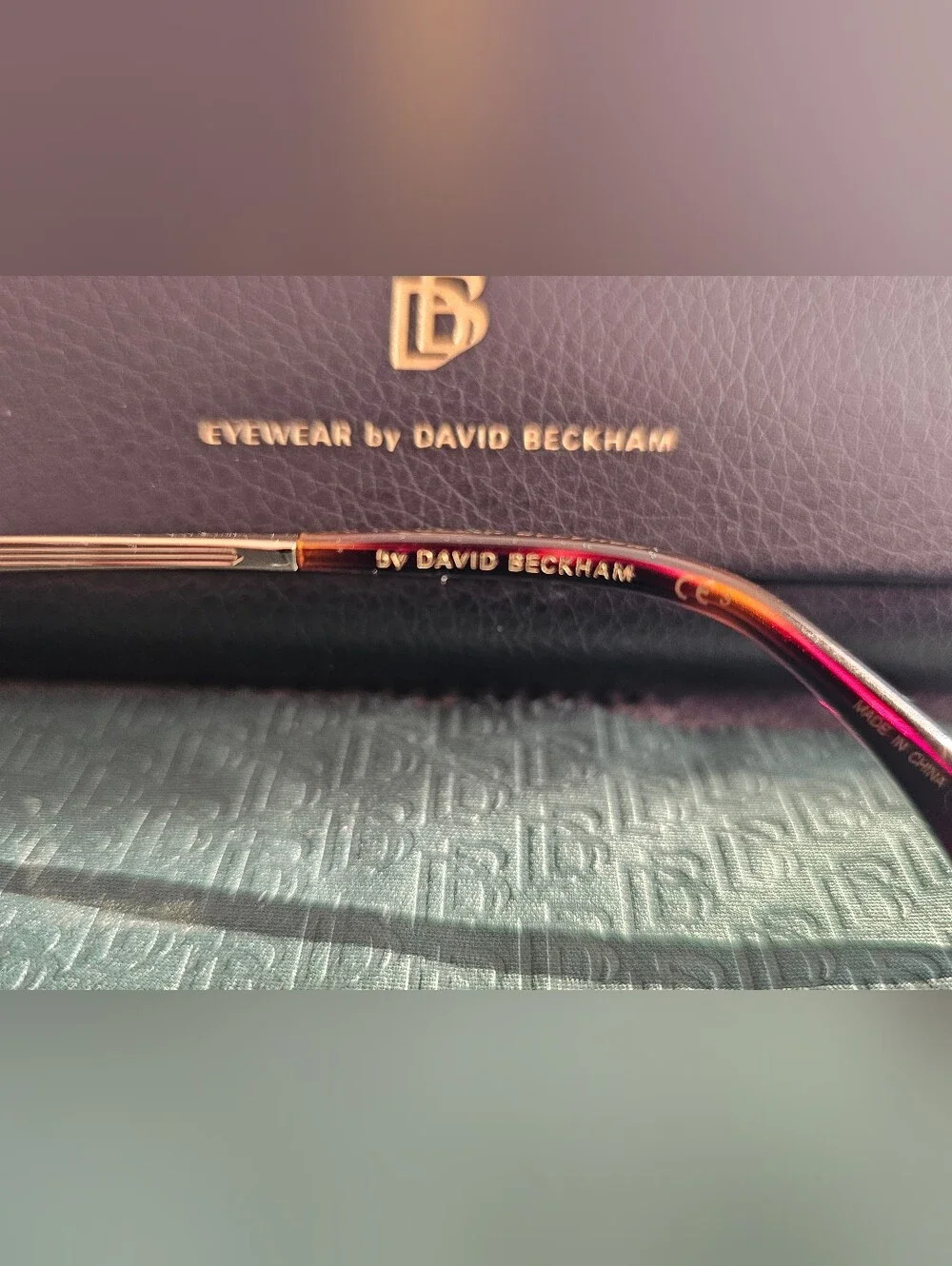 David Beckham Men's Aviator Sunglasses in Gold with Black Lenses